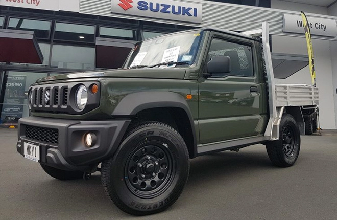 hô biến chiếc suzuki jimny thành xe bán tải cực ấn tượng