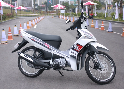  honda blade và yamaha sirius fi - tiếp nối cuộc chiến dài ở việt nam 