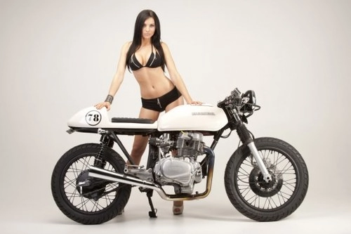  honda cb400 cafe racer đọ dáng cùng kiều nữ 