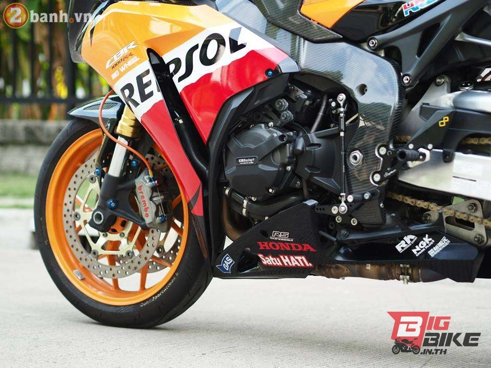 Honda cbr1000rr repsol độ chất đến ngất trong từng chi tiết