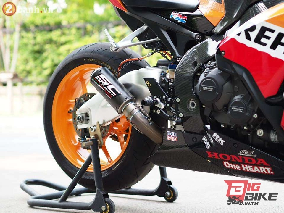 Honda cbr1000rr repsol độ chất đến ngất trong từng chi tiết