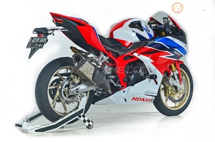 Honda cbr250rr độ tuyệt đẹp với ý tưởng từ chiếc honda cbr1000rr fireblade sp