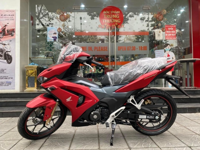 Honda winner x giảm giá 6 triệu đồng tại đại lý