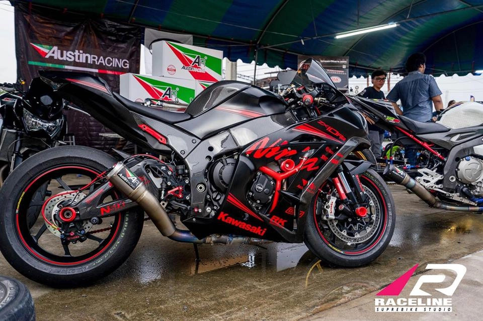 Kawsaki zx-10rr superbike giới hạn mang phong cách đội đua kawasaki racing team