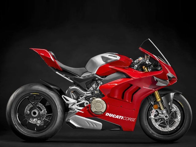 Khoan tường đánh cắp ducati panigale v4r tên trộm bỏ lỡ desmosedici rr bản giới hạn