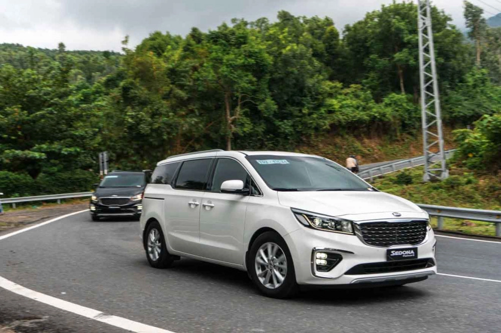 Kia sedona 2019 chính thức ra mắt việt nam giá bán từ 1129 tỷ đồng