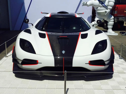 Kinh hoàng koenigsegg one1 giá đắt 224 tỷ đồng