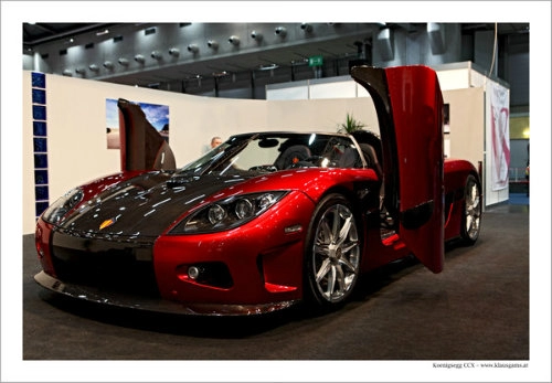 Koenigsegg ccx giá 30 tỷ đồng nát vụn khi gặp nạn