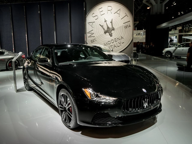 Maserati ghibli phiên bản đặc biệt giá từ 17 tỷ đồng