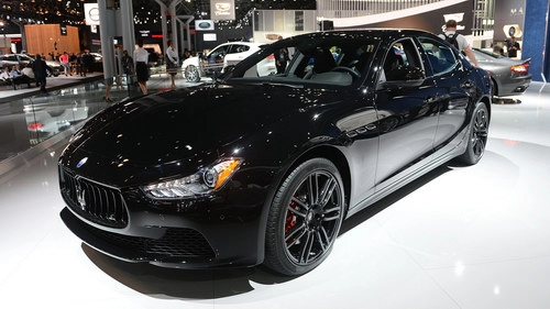 Maserati ghibli phiên bản đặc biệt giá từ 17 tỷ đồng