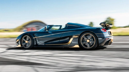 Phát sốt với koenigsegg agera rs naraya mạ vàng đính kim cương