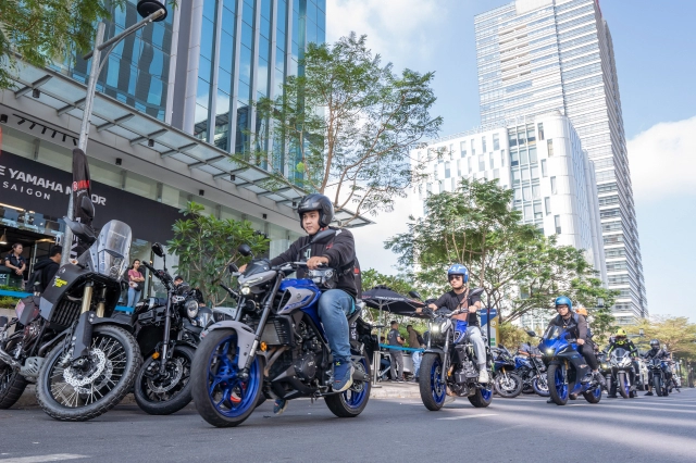 Revzone yamaha motor kỷ niệm một năm ra mắt cộng đồng đam mê xe mô tô