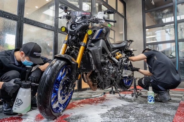 Revzone yamaha motor kỷ niệm một năm ra mắt cộng đồng đam mê xe mô tô