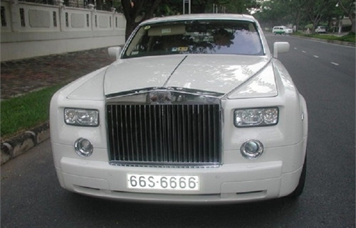 Rolls-royce ở việt nam chỉ đeo biển số đẹp