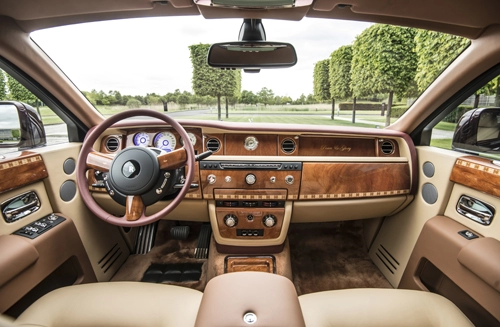  rolls-royce phantom hoà bình 