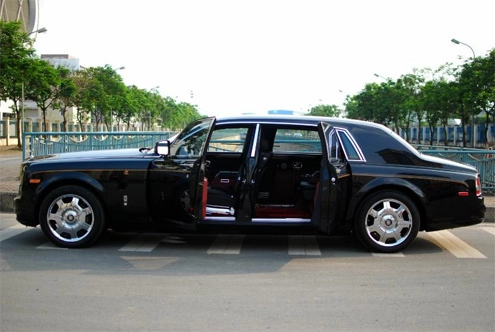  rolls-royce phantom in hình rồng thứ 3 ở việt nam 