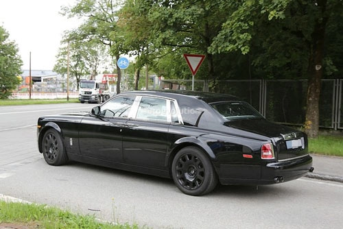 Rolls-royce phantom mới hiện nguyên hình