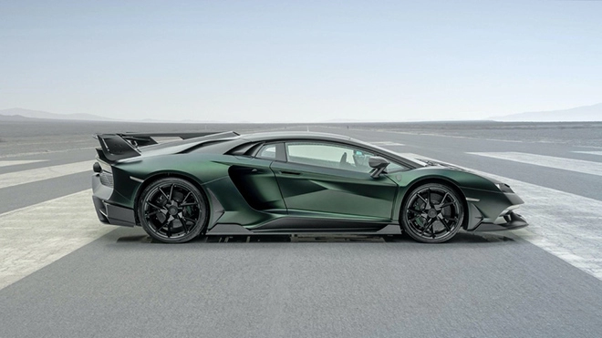 Siêu bò lamborghini aventador svj thoát xác qua bàn tay hãng độ mansory