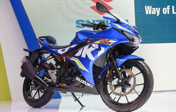 So sánh suzuki gsx-r150 2017 với yamaha r15 2017 đâu là sự lựa chọn thích hợp