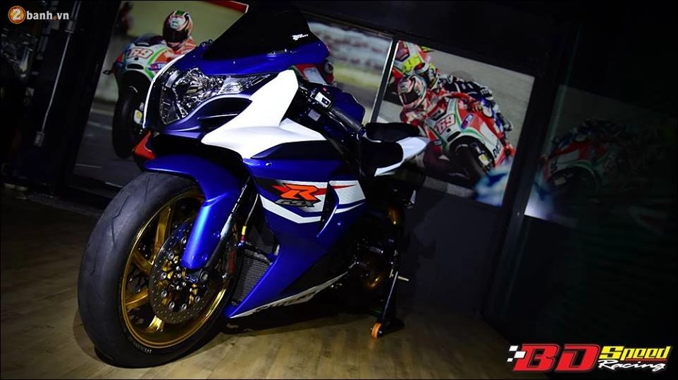 Suzuki gsx-r1000 thoát xác không tưởng từ cá heo nhà suzuki