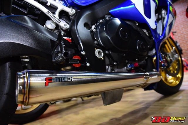 Suzuki gsx-r1000r quái vật dragbike sở hữu dàn ống xả độc nhất vô nhị