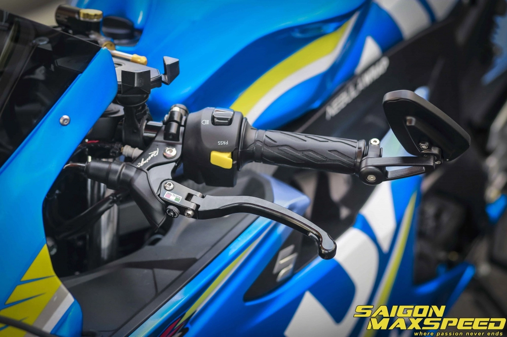 Suzuki gsx r150 độ gây ấn tượng người xem với option đồ chơi đẳng cấp