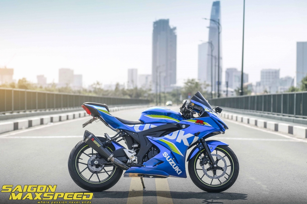 Suzuki gsx r150 độ gây ấn tượng người xem với option đồ chơi đẳng cấp