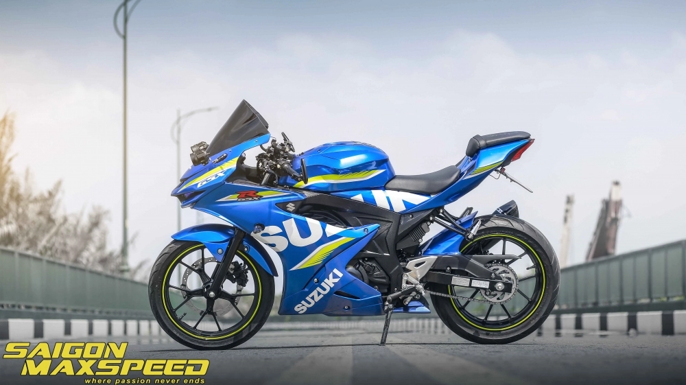 Suzuki gsx r150 độ gây ấn tượng người xem với option đồ chơi đẳng cấp