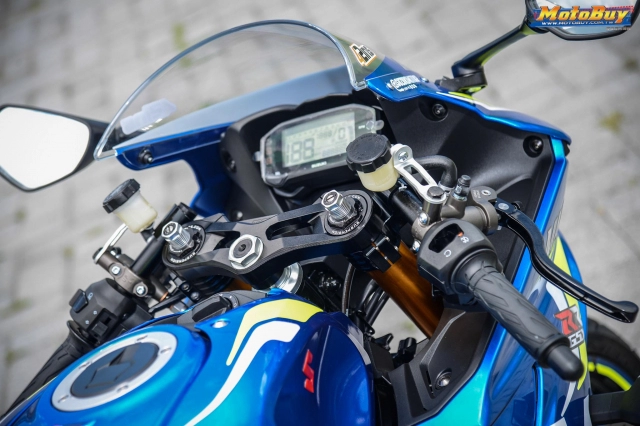 Suzuki gsx- r150 độ siêu vip với hệ thống phanh rất đặc biệt ở xứ đài