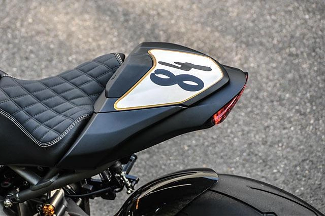 Triumph speed triple r - metal speed solid siêu ngầu trong bản độ cafe fighter