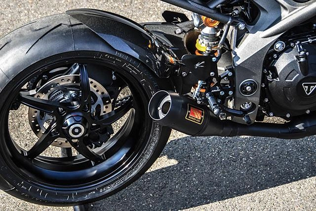 Triumph speed triple r - metal speed solid siêu ngầu trong bản độ cafe fighter