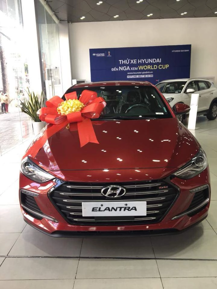 Tuần vàng km sốc hyundai elantra sport 16 turbo 2018 đủ màu giao ngay