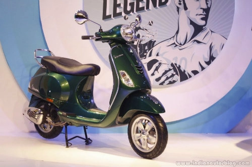 Vespa elegante 150 special edition lên kệ giá 335 triệu đồng