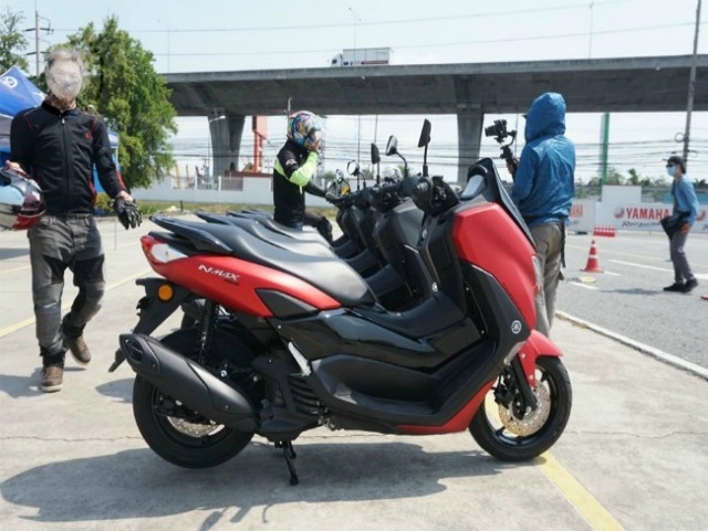 Yamaha nmax 155 lên kệ với giá 62 triệu đồng nhiều trang bị khủng