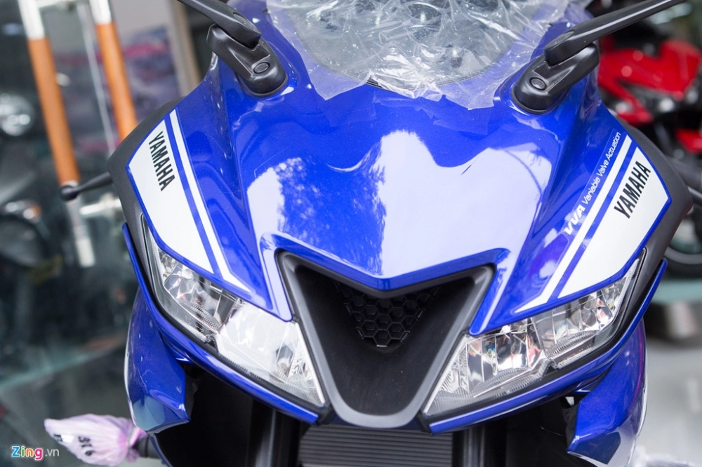 Yamaha r15 2017 chính hãng có mặt ở đại lí giá dự kiến 93 triệu đồng