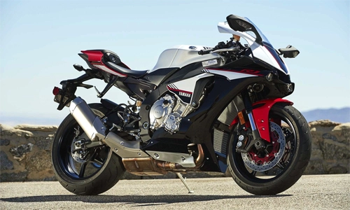  yamaha r1s - biến thể mới của r1 giá 15000 usd 