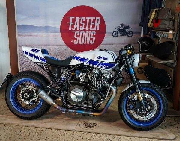 Yamaha xjr1300 cafe racer ronin của motorrad klein
