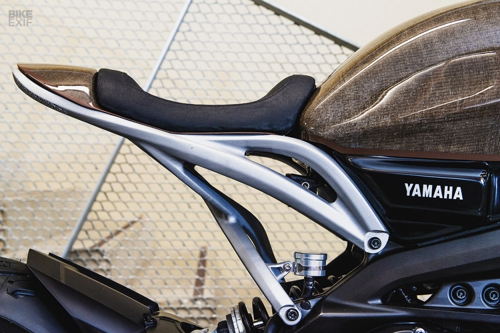 Yamaha xsr900 bản độ toàn năng từ công nghệ sợi lanh amplitex