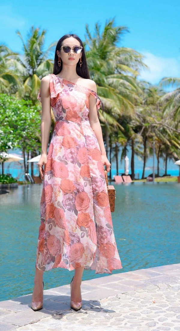 4 mẫu váy đi biển đang là hot trend hè này
