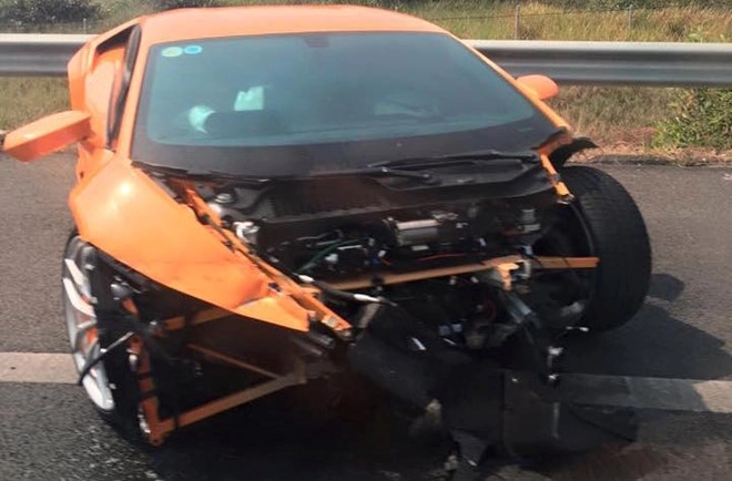 Lamborghini huracan bị tai nạn ở cao tốc long thành quận 9 tp hcm