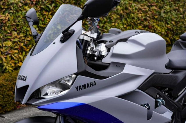 Yamaha trưng bày hệ thống tự cân bằng xe máy
