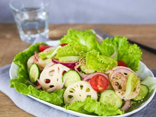 7 món salad ngon thanh mát giải nhiệt cho bữa cơm ngày hè