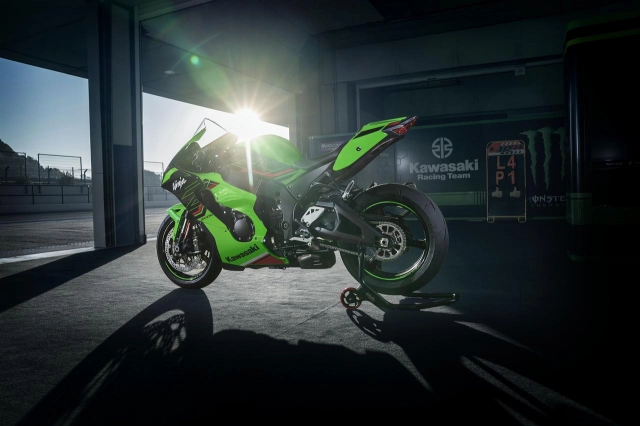 Chi tiết ninja zx-10r krt edition 2023 vừa được ra mắt