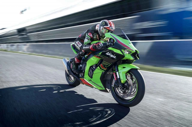 Chi tiết ninja zx-10r krt edition 2023 vừa được ra mắt