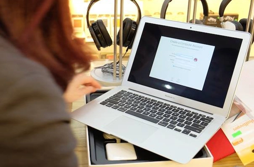 Macbook air 2015 về việt nam với giá từ 205 triệu đồng