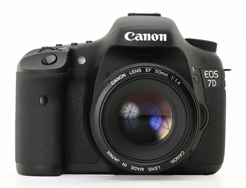 Canon 7d mark ii có thể chụp tốc độ 102 khung hình mỗi giây
