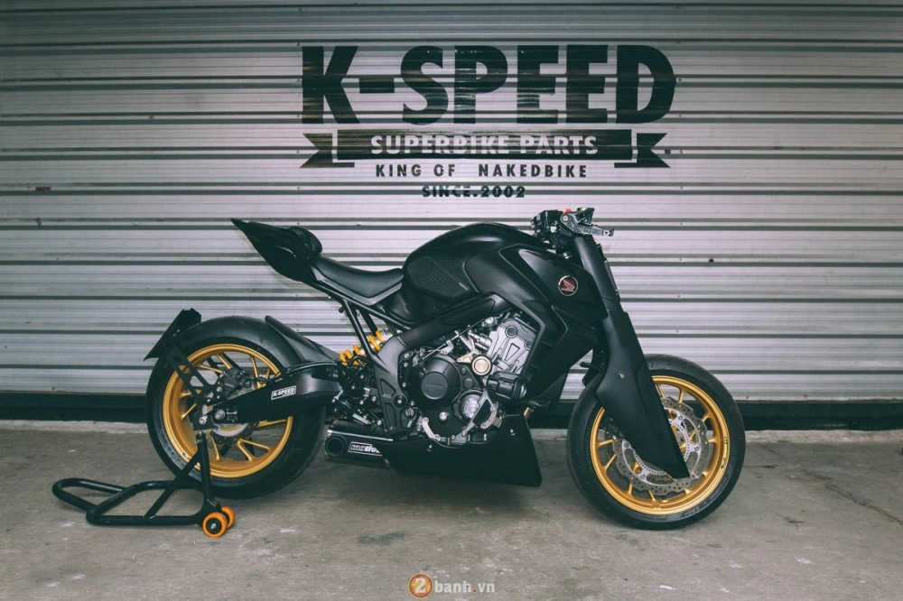 Cb650f mạnh mẽ trong bản độ street fighter