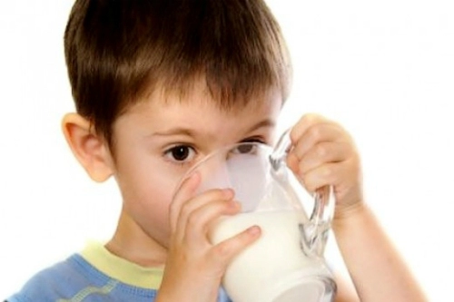 Chọn sữa giúp con tăng cân tốt không táo bón