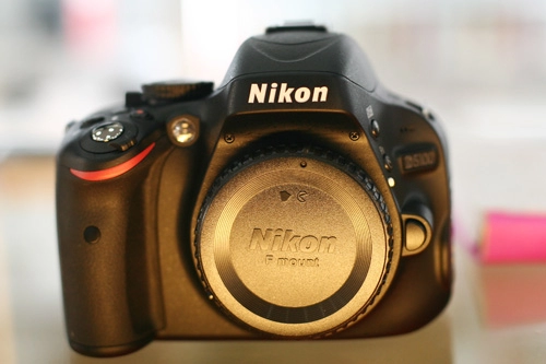 đập hộp nikon d5100 ở vn