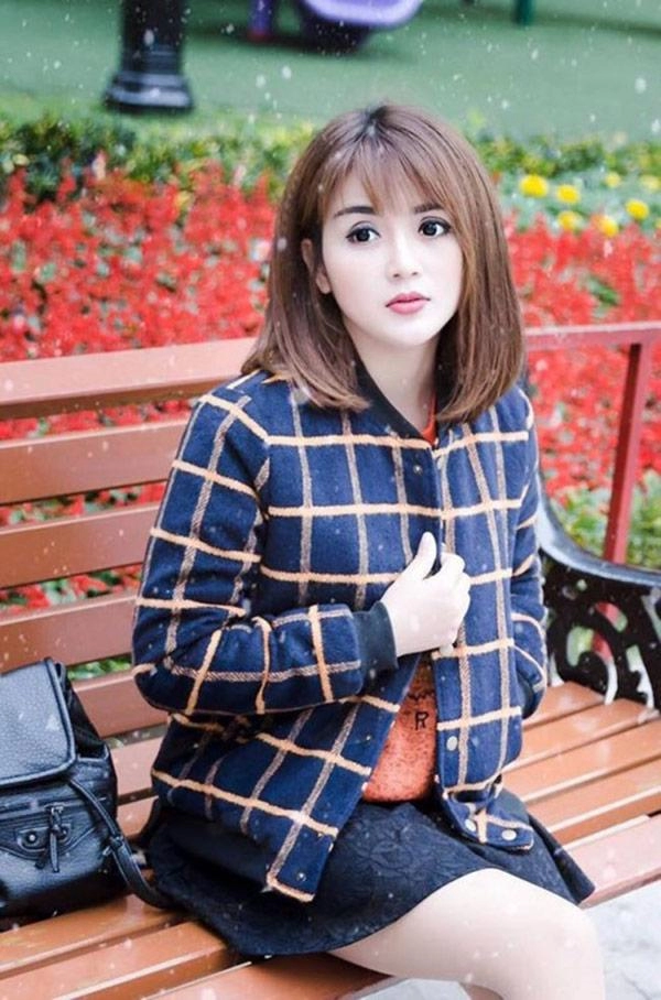 Gặp hotmom - cô giáo tiểu học u30 đình đám mxh bế con 7 tháng ai cũng tưởng chị em